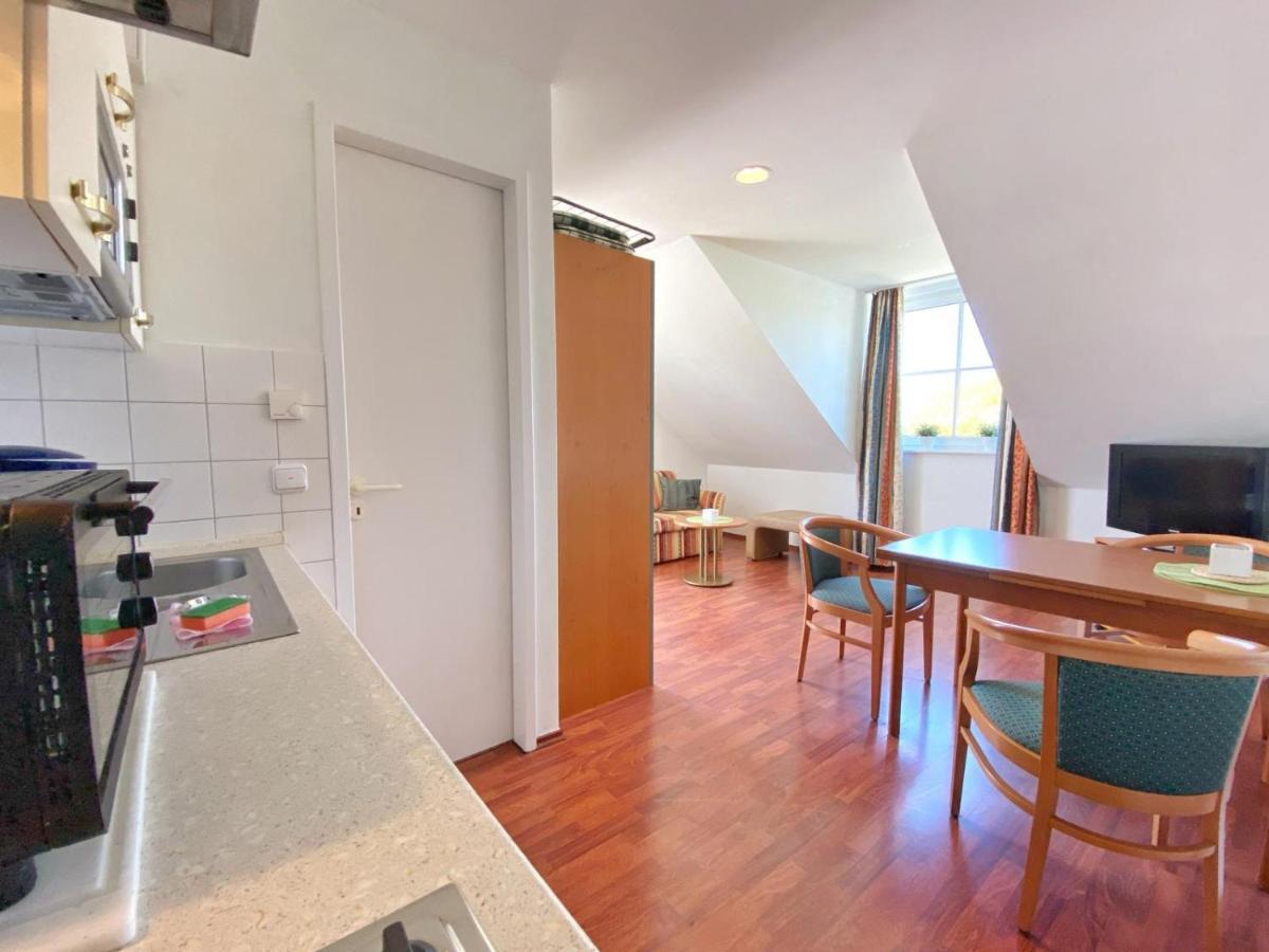 Hafenresidenz - Ferienwohnung 19 - Kapitaen Wiek auf Rügen エクステリア 写真