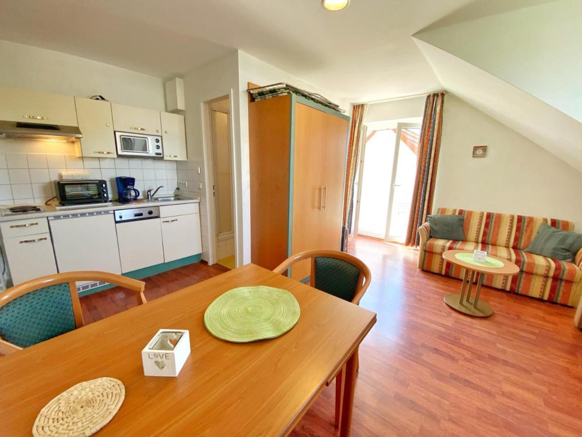 Hafenresidenz - Ferienwohnung 19 - Kapitaen Wiek auf Rügen エクステリア 写真